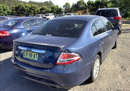 WRECKING 2009 FORD FALCON G6E FOR PARTS ONLY